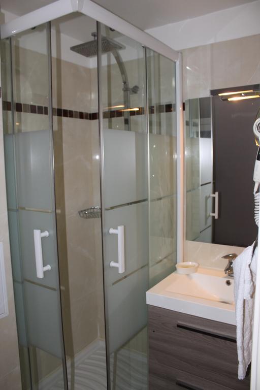 Hotel Metropolitain París Habitación foto
