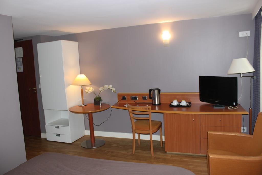Hotel Metropolitain París Habitación foto