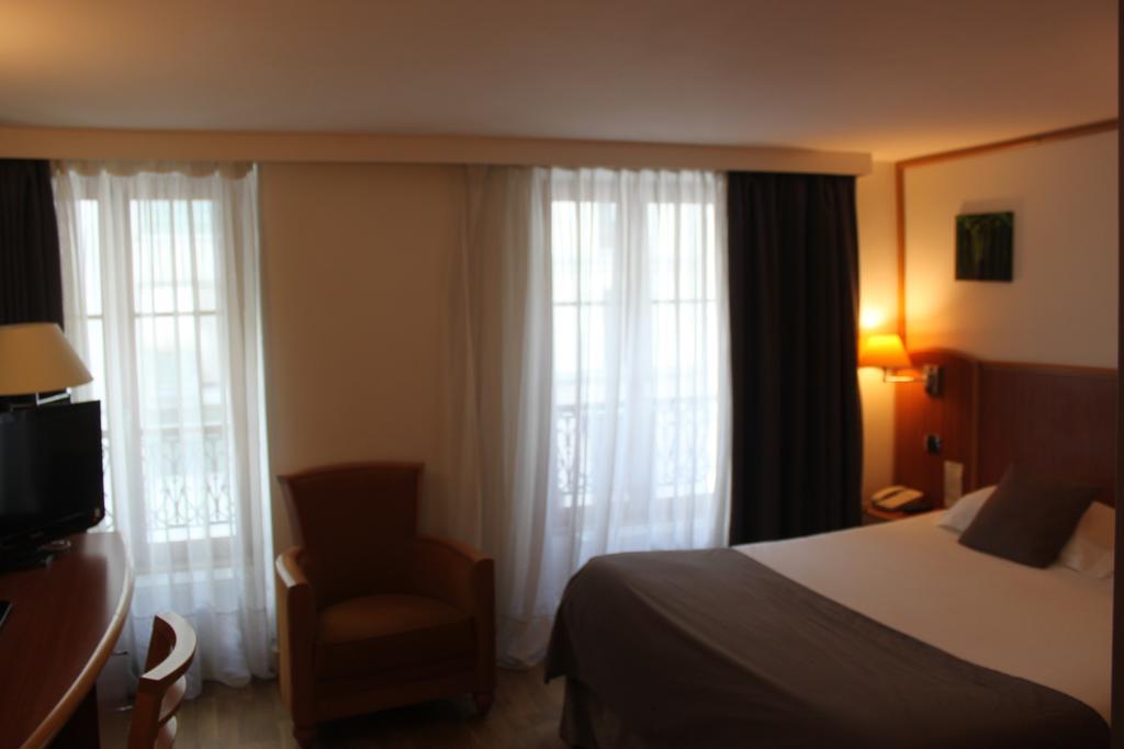Hotel Metropolitain París Habitación foto